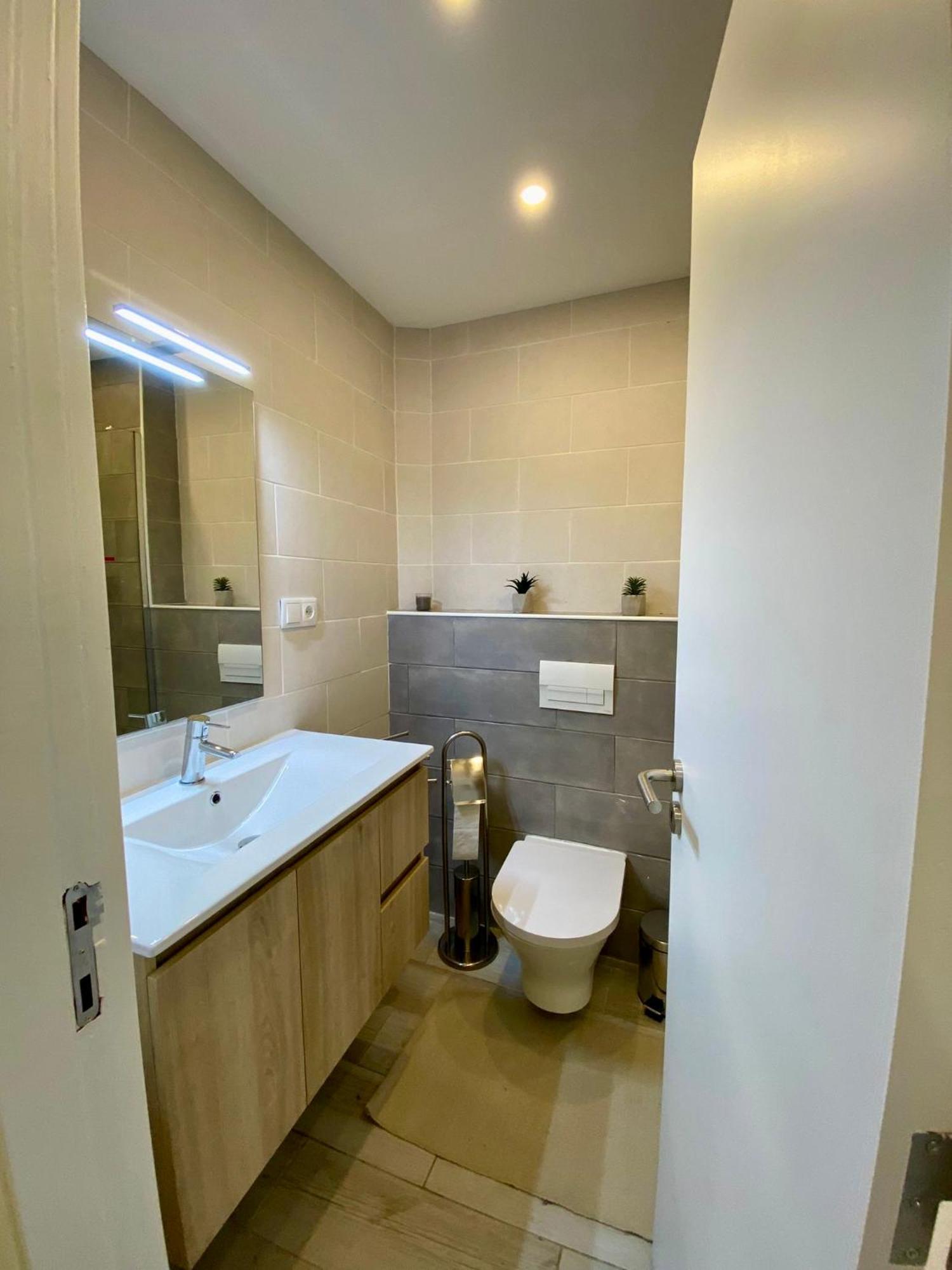 Casa Pe Da Praia Monte Gordo Eksteriør billede