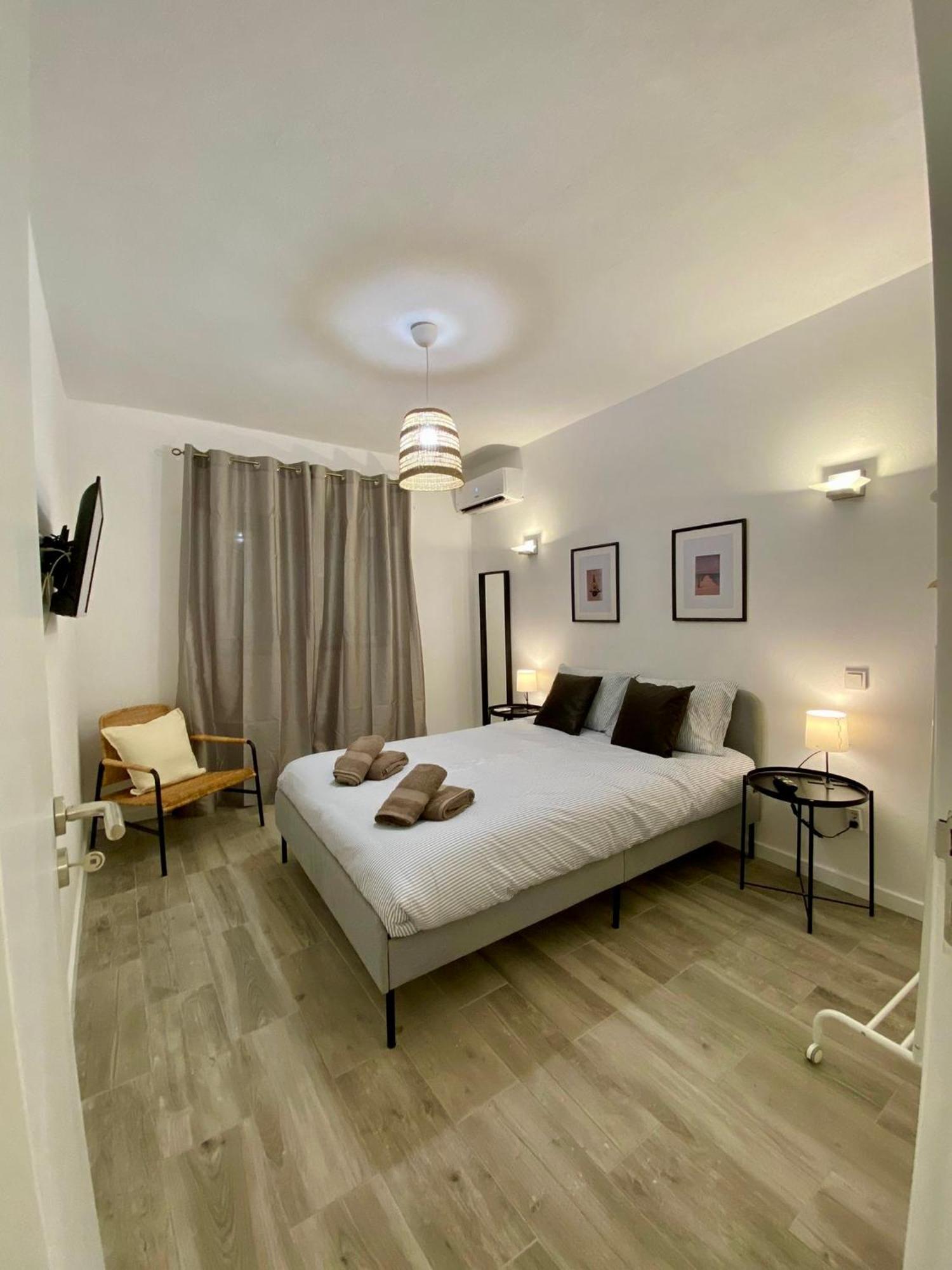 Casa Pe Da Praia Monte Gordo Eksteriør billede
